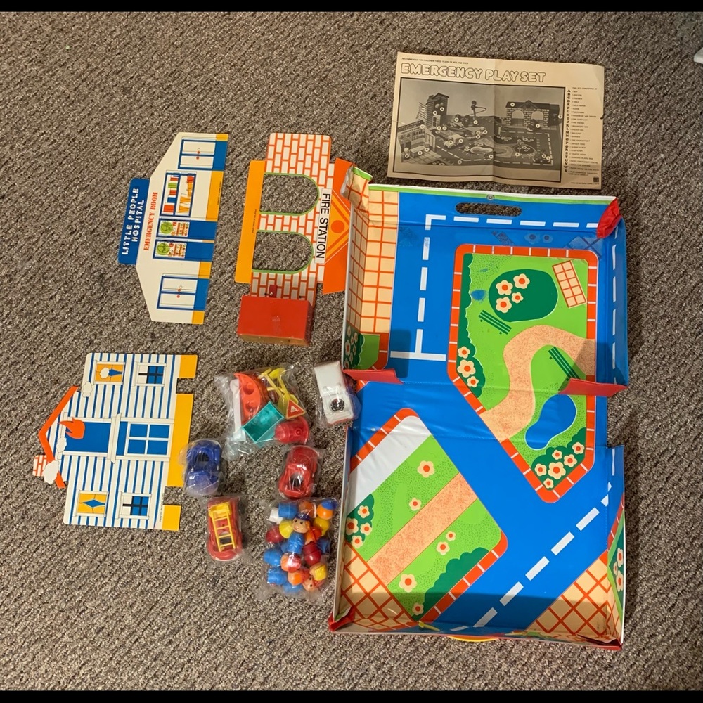 Vintage Little People Emergency Play Set! NEW!